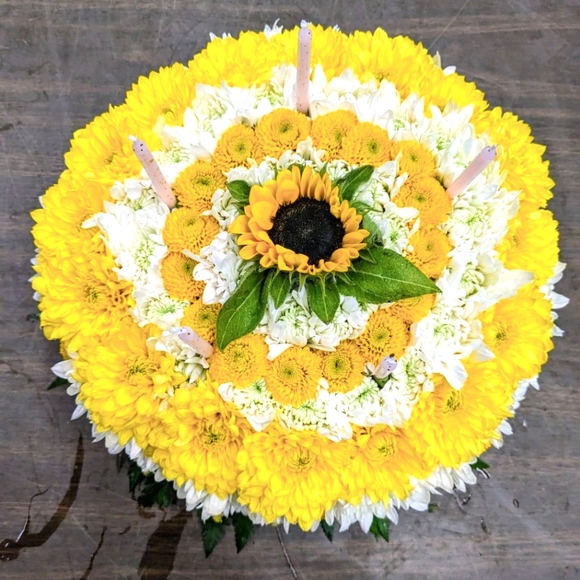 Flower Cake - Picture 7 of 11